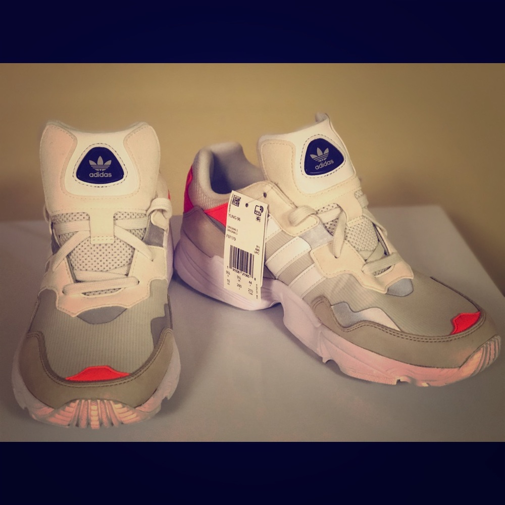 Adidas Originals Yung-96 Sneakers - Picture 1 of 3